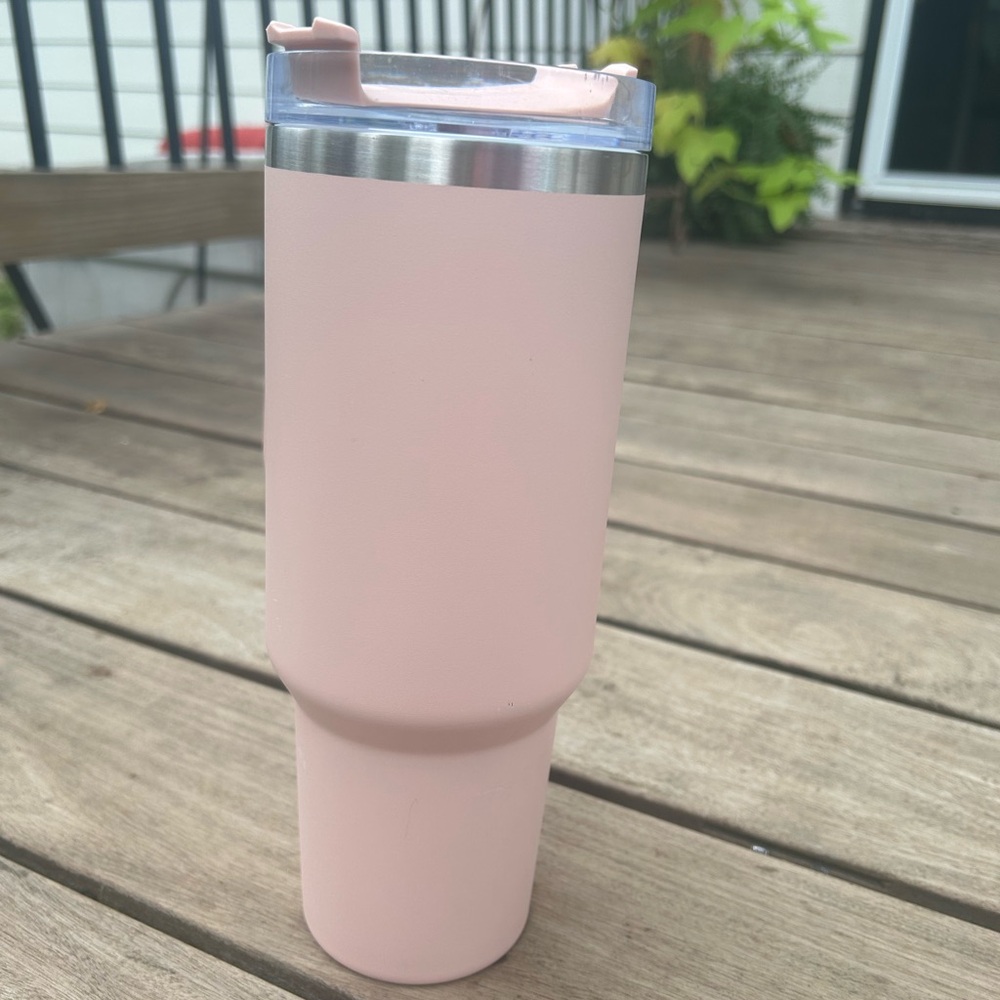 Stanley Travel Cup 40 Oz. Pink The Quencher H2.0 Flowstate Tumbler Peach Whip - Picture 4 of 9